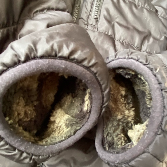 Eddie Bauer Boys 14/16 Reversible Fleece Lined Hooded Lightweight Puffer Jacket. - Picture 10 of 16